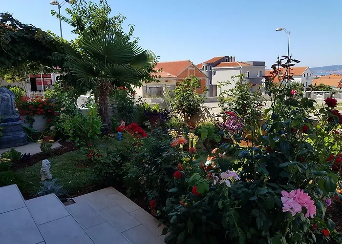 Andrea Апартаменти Задар